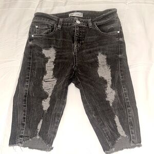 Gray five pocket Bermuda denim